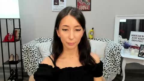 Snapshot of danaroges chatting on 05-13-26, 06:38 DanaRoges online show from 05-13-26, 06:38