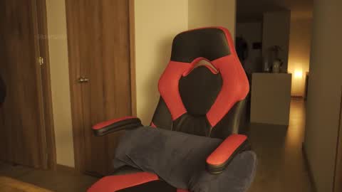 Snapshot of danblo chatting on 12-01-25, 03:44 Dante Pablo Danblo Independent models online show from 12-01-25, 03:44