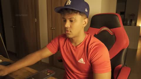 Snapshot of danblo chatting on 12-04-25, 01:48 Dante Pablo Danblo Independent models online show from 12-04-25, 01:48