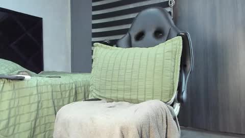 Dancel online show from 02-23-25, 08:44