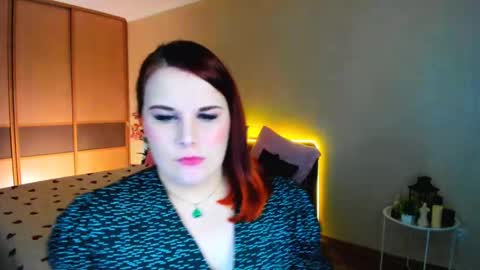 Snapshot of dancingsurprise chatting on 05-11-26, 12:44 Olivia online show from 05-11-26, 12:44