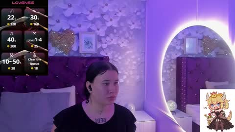 Snapshot of danee_19 chatting on 02-20-25, 10:59 Daniela online show from 02-20-25, 10:59