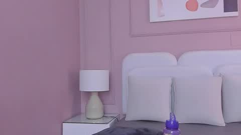 Snapshot of danee_19 chatting on 01-17-26, 10:53 Daniela online show from 01-17-26, 10:53