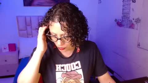 Snapshot of daneshka_naughty chatting on 11-20-25, 01:06 DANESHKA online show from 11-20-25, 01:06