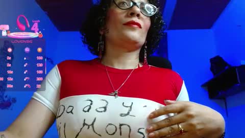 Snapshot of daneshka_naughty chatting on 12-16-25, 02:49 DANESHKA online show from 12-16-25, 02:49