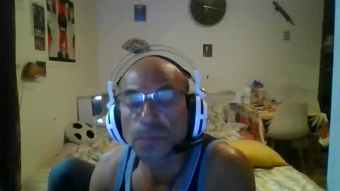 Snapshot of danger93229451 chatting on 06-06-26, 01:00 danger93229451 online show from 06-06-26, 01:00