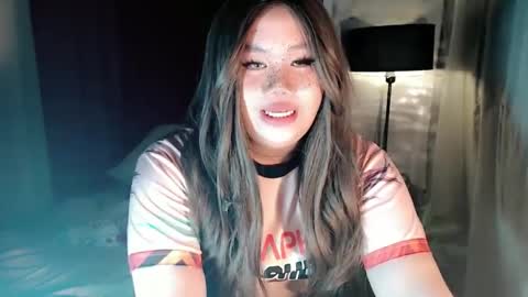 Snapshot of dangerous_womanxx chatting on 01-15-25, 06:43 Ms. K online show from 01-15-25, 06:43