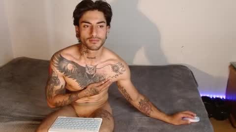 Snapshot of dani_angel_ chatting on 12-27-24, 06:42 Dani online show from 12-27-24, 06:42