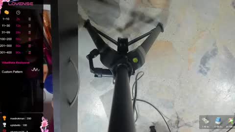 Snapshot of dani_ary chatting on 02-19-25, 06:10 DANI online show from 02-19-25, 06:10