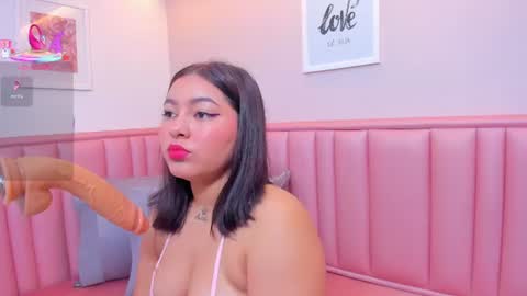 Snapshot of dani_garciaa chatting on 07-10-26, 11:57 Daniela G online show from 07-10-26, 11:57