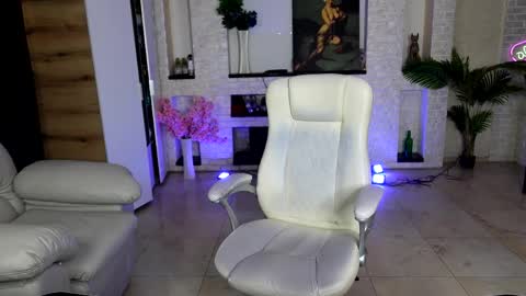 Snapshot of dani_kittys chatting on 04-11-26, 08:40 dani_kittys online show from 04-11-26, 08:40