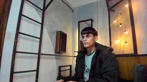 Snapshot of dani_mc chatting on 12-02-25, 11:37 dani_mc online show from 12-02-25, 11:37