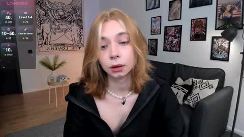 Snapshot of dani_mur chatting on 01-11-26, 08:03 Daniel online show from 01-11-26, 08:03