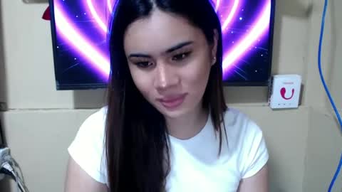 Snapshot of danica_wild chatting on 06-24-26, 12:42 Danica online show from 06-24-26, 12:42