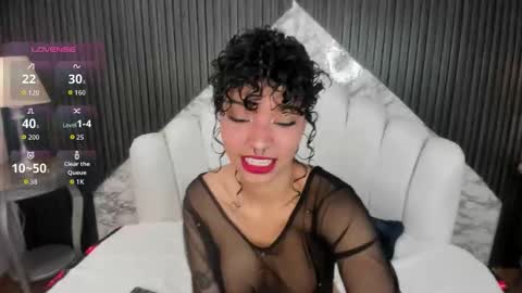  Daniela  online show from 10-29-25, 08:54