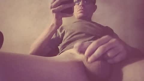 Snapshot of danicrss8 chatting on 04-26-26, 02:53 danicrss8 online show from 04-26-26, 02:53
