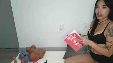 Snapshot of danidivina777 chatting on 05-09-26, 04:12 danidivina777 online show from 05-09-26, 04:12