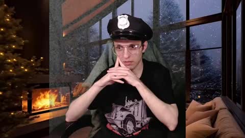 Snapshot of daniel9121 chatting on 01-08-25, 07:03 Daniel9121 online show from 01-08-25, 07:03