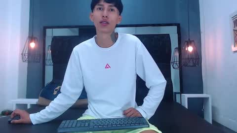 Snapshot of daniel_delux_ chatting on 09-24-25, 11:24 Daniel Delux online show from 09-24-25, 11:24