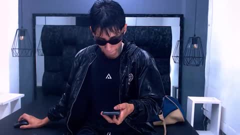 Daniel Delux  online show from 10-28-25, 12:19