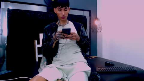 Daniel Delux  online show from 11-20-25, 11:48