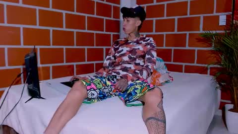 Snapshot of daniel_deluxx chatting on 07-08-26, 01:10 daniel_deluxx online show from 07-08-26, 01:10