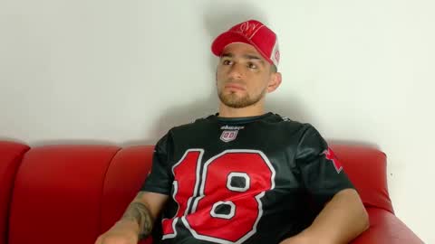 Snapshot of daniel_ova chatting on 11-14-25, 11:42 Sexy Dani online show from 11-14-25, 11:42