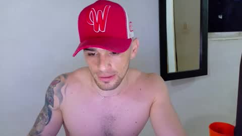 Snapshot of daniel_ova chatting on 11-23-25, 12:43 Sexy Dani online show from 11-23-25, 12:43