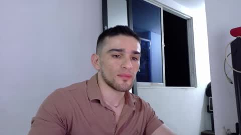 Snapshot of daniel_ova chatting on 11-27-25, 03:41 Sexy Dani online show from 11-27-25, 03:41