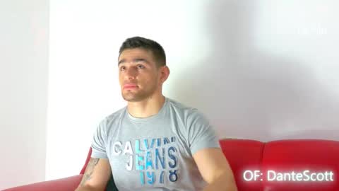 Snapshot of daniel_ova chatting on 12-05-25, 01:20 Sexy Dani online show from 12-05-25, 01:20