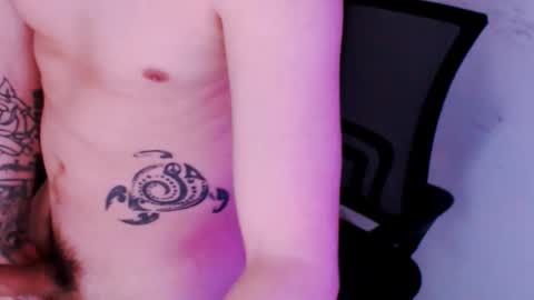 daniel_ruis16 online show from 03-11-25, 09:26