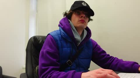 DANIEL SHAWN online show from 04-04-26, 09:07