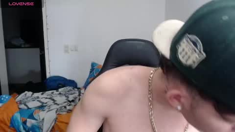 Daniel online show from 12-02-24, 01:58