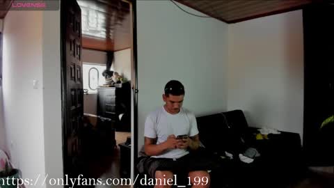 Snapshot of daniel_vianchi chatting on 02-04-25, 06:38 Dani online show from 02-04-25, 06:38