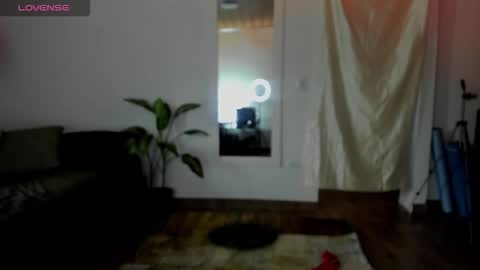 Snapshot of daniel_vianchi chatting on 02-16-26, 05:09 Dani online show from 02-16-26, 05:09