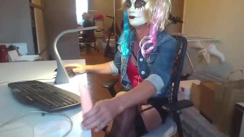 Snapshot of daniela69i chatting on 12-12-24, 08:47 newcumer online show from 12-12-24, 08:47