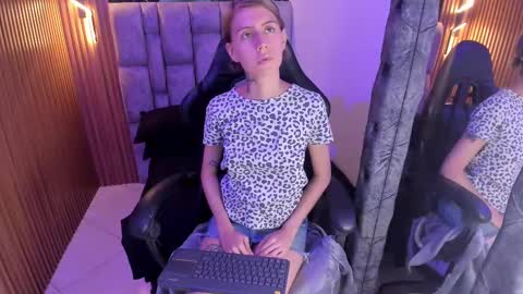 Daniela online show from 12-07-24, 06:15