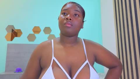 daniela_gil7 online show from 03-20-26, 12:10