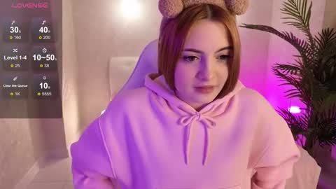 Daniela online show from 11-07-25, 09:09