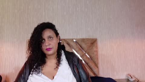 Daniela online show from 09-25-25, 07:50