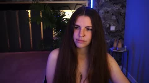 Snapshot of danielareign chatting on 11-09-25, 02:04 danielareign online show from 11-09-25, 02:04