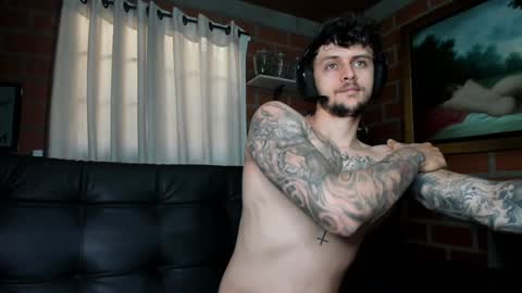 Snapshot of daniele_bunny chatting on 12-18-24, 06:46 Daniele Bunny online show from 12-18-24, 06:46