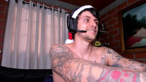 Snapshot of daniele_bunny chatting on 12-23-24, 10:01 Daniele Bunny online show from 12-23-24, 10:01