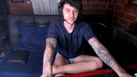Snapshot of daniele_bunny chatting on 12-27-24, 05:37 Daniele Bunny online show from 12-27-24, 05:37