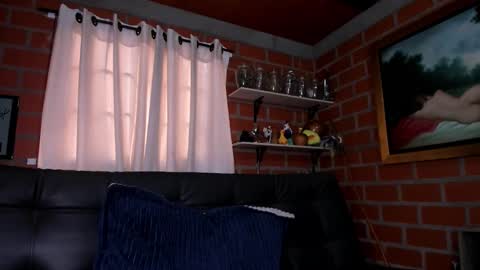 Snapshot of daniele_bunny chatting on 01-16-25, 09:19 Daniele Bunny online show from 01-16-25, 09:19
