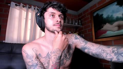 Snapshot of daniele_bunny chatting on 01-23-25, 07:18 Daniele Bunny online show from 01-23-25, 07:18