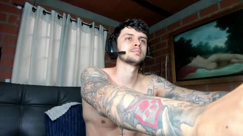 Snapshot of daniele_bunny chatting on 01-31-25, 05:10 Daniele Bunny online show from 01-31-25, 05:10