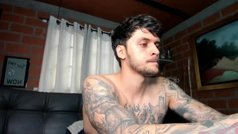 Snapshot of daniele_bunny chatting on 01-31-25, 08:12 Daniele Bunny online show from 01-31-25, 08:12