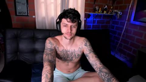 Snapshot of daniele_bunny chatting on 02-17-25, 05:10 Daniele Bunny online show from 02-17-25, 05:10