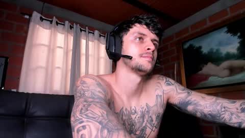 Snapshot of daniele_bunny chatting on 02-19-25, 05:38 Daniele Bunny online show from 02-19-25, 05:38